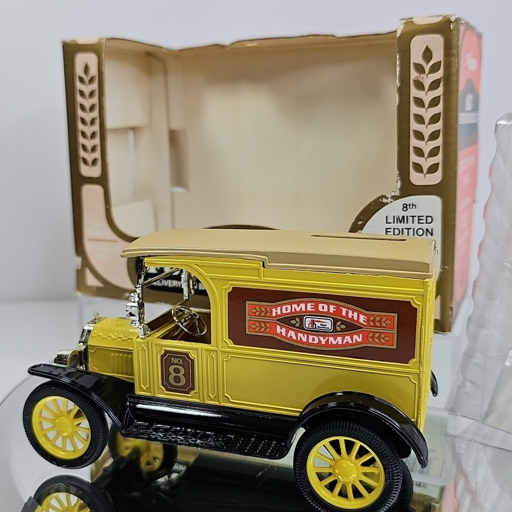 1989 Ertl Home Hardware 1917 Ford Model T Delivery Van Bank 1:25 Scale W/ Box US